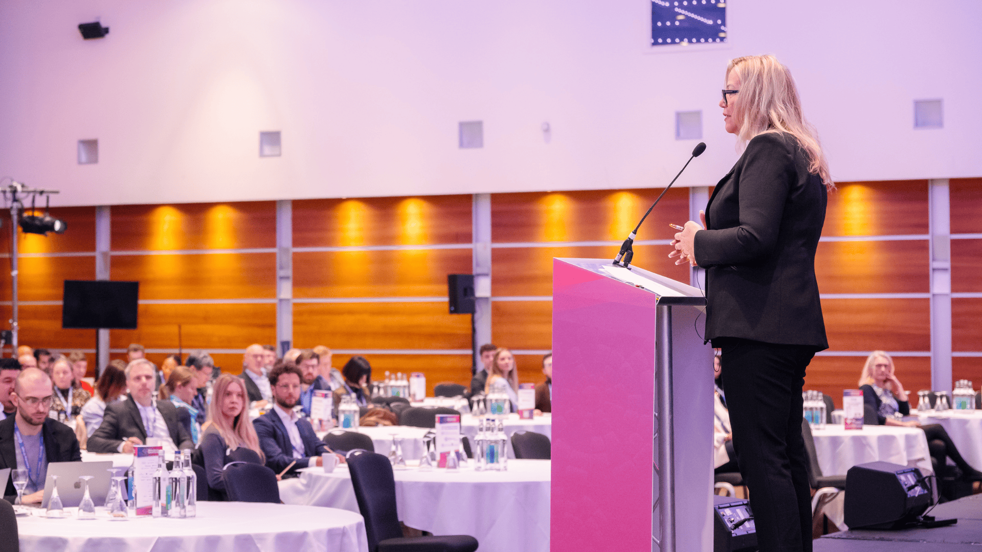 Showcasing Event Photo - 4th Viral Vector Process Development & Manufacturing Summit Logo